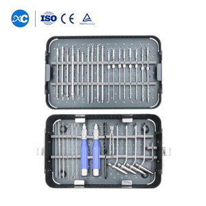 Set di strumenti a vite di compressione senza testa cannulato