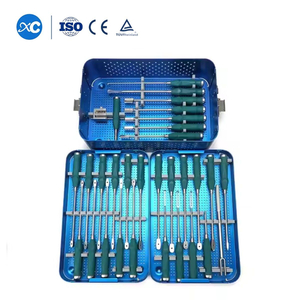 PLIF PEEK Ledvena kletka & Set instrumentov za posteriorno interkorporelno fuzijsko kletko