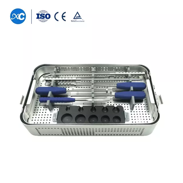 Set d'instruments &agrave; cage &agrave; mailles en titane pour la fusion spinale | XC Medico -2