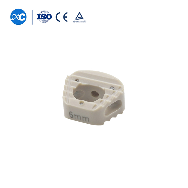 Cervik&aacute;ln&iacute; PEEK Cage ii pro ACDF Interbody Fusion | XC Medico